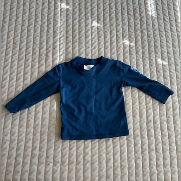 RuggedButts Rashguard - Picture 2 of 3